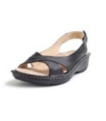 K802-38-01: slippers for women